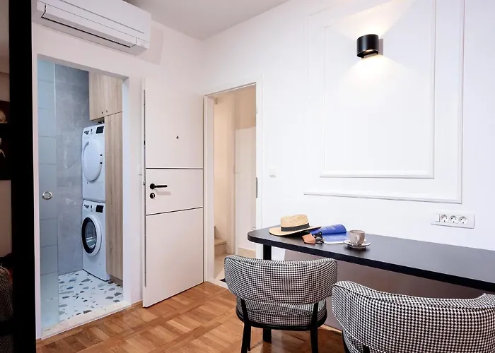 Fingerprint 5 Min From Center & Apartman Hvar Town