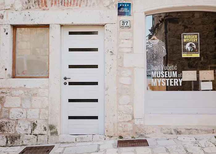 Fingerprint 5 Min From Center & Apartman