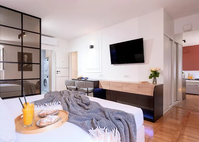 Fingerprint 5 Min From Center & דירה