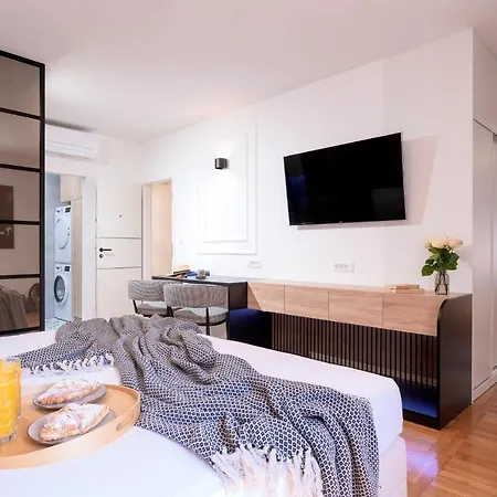 Fingerprint 5 Min From Center & Apartman